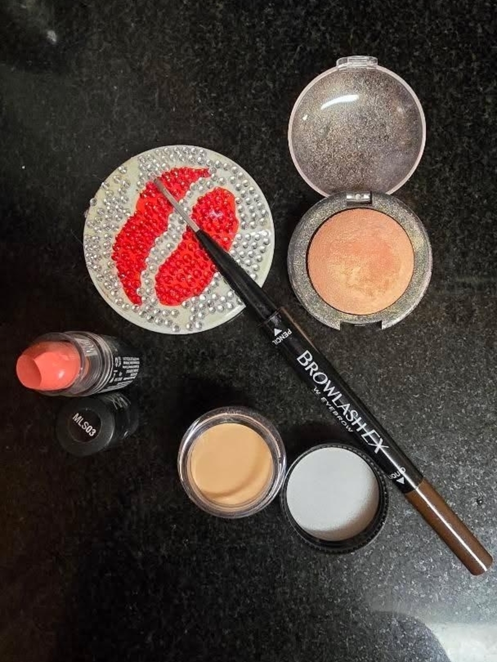 New Sealled Brow Lash Enhancing Pencil  Coral Lipstick Light Consiller